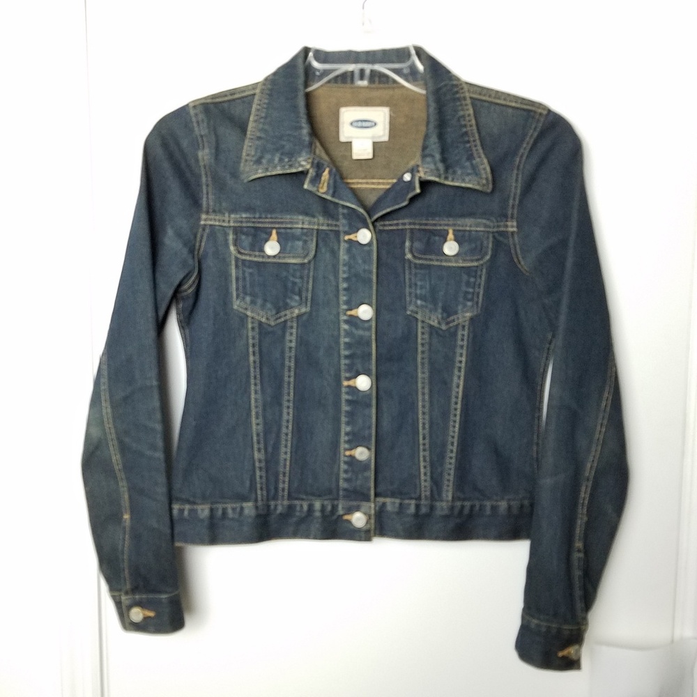 Old Navy Woman's Jean Jacket size small.